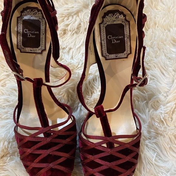 NWOB Dior Heels velvet burgundy with crystal embellishment - Picture 3 of 9